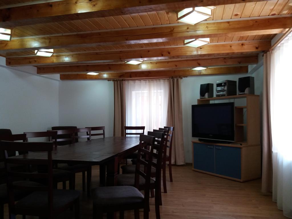 Vila Viitorul Буштені Екстер'єр фото